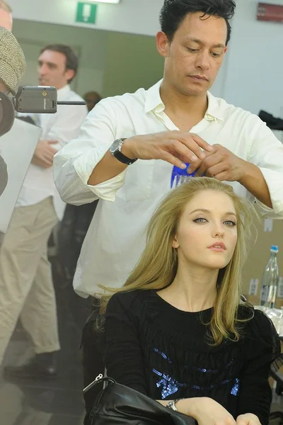 Look 17